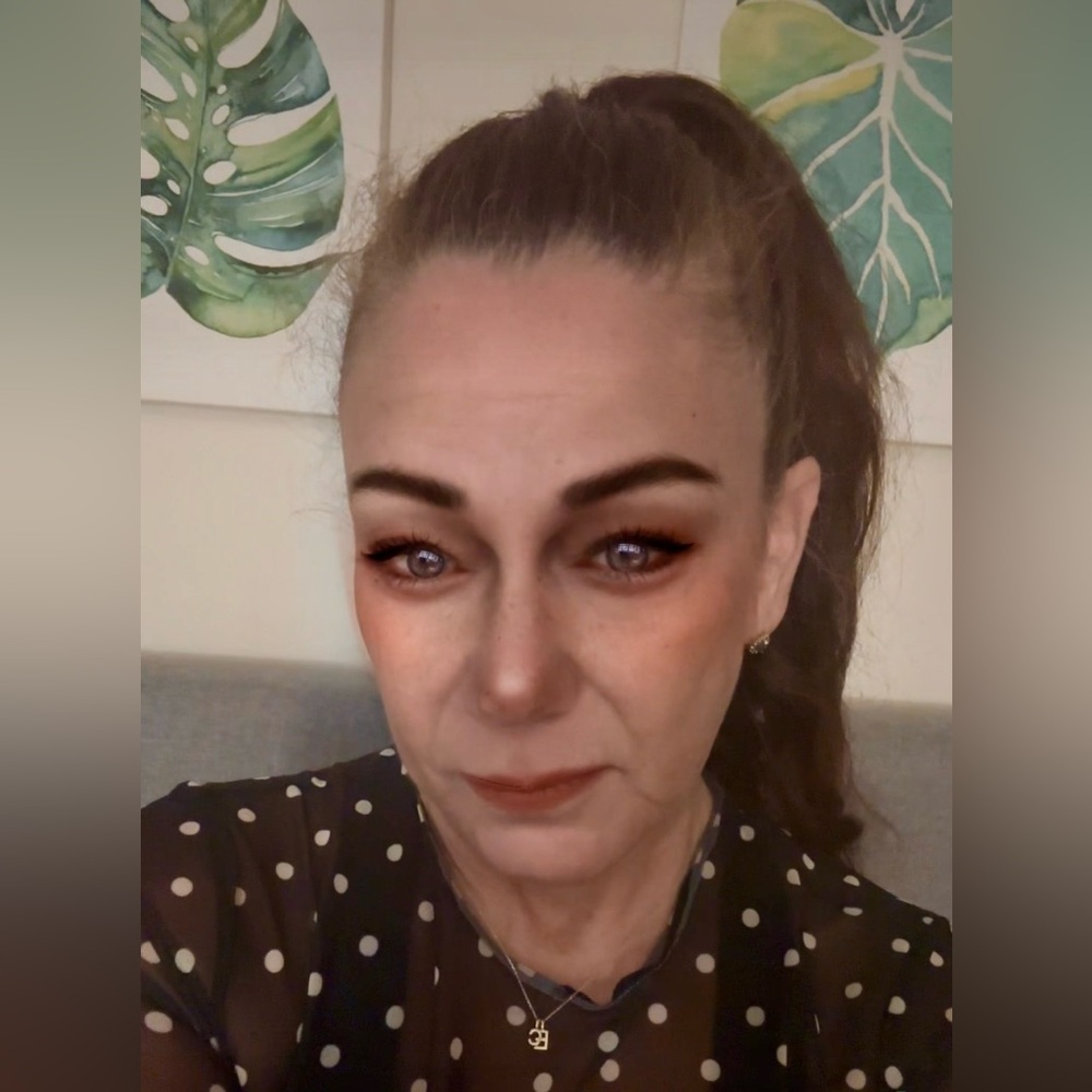 Meet your Posher, Shay